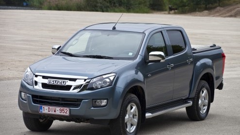 Autotest Isuzu D-Max 2,5 liter turbodiesel in Beekse Bergen