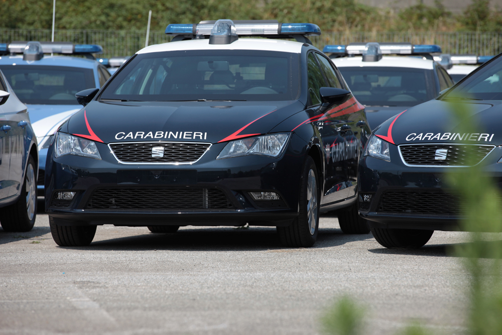 Geen Alfa Romeo, Fiat of Ferrari, maar een Seat Leon. De Italiaanse politie is in Spanje gaan shoppen voor nieuwe patrouillewagens.