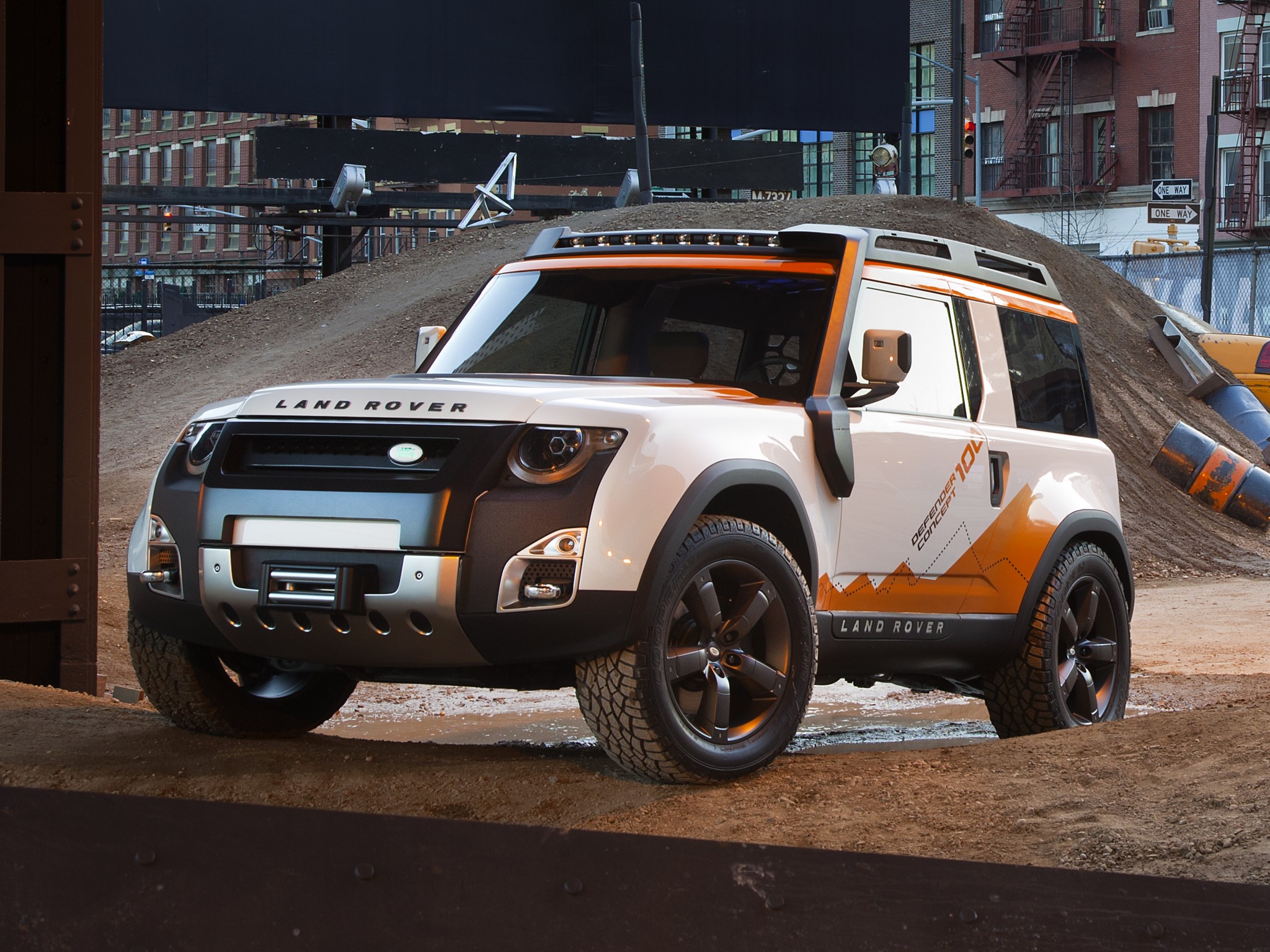 Vanaf 2018 rollen er waarschijnlijk ook Jaguars en Land Rovers van de band in Slowakije. Jaguar Land Rover heeft plannen bekendgemaakt voor de bouw van een fabriek in Slowakije.
