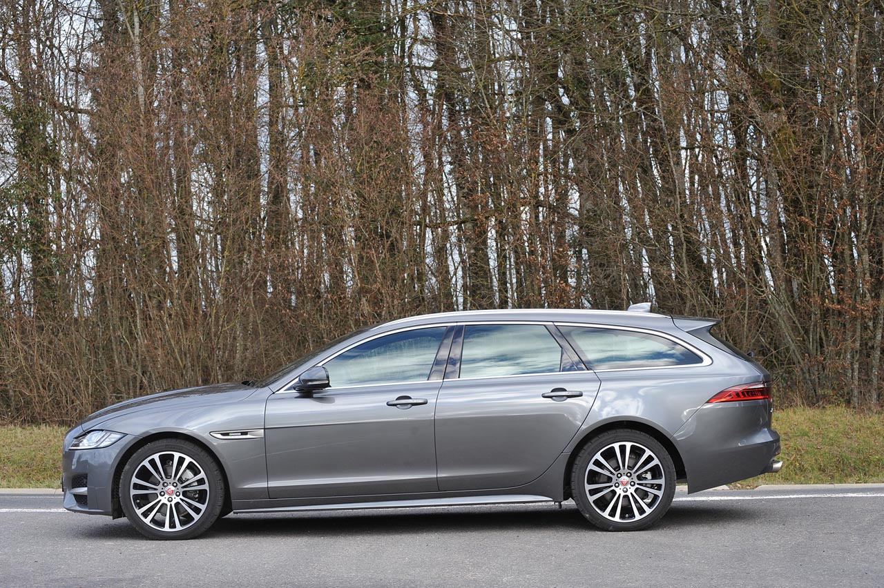 Jaguar bouwt gelukkig weer een fraaie Sportbrake op basis van de XF. De auto heeft dankzij de aluminium koets aan gewicht verloren en beschikt over prettige 4 cilindermotoren.