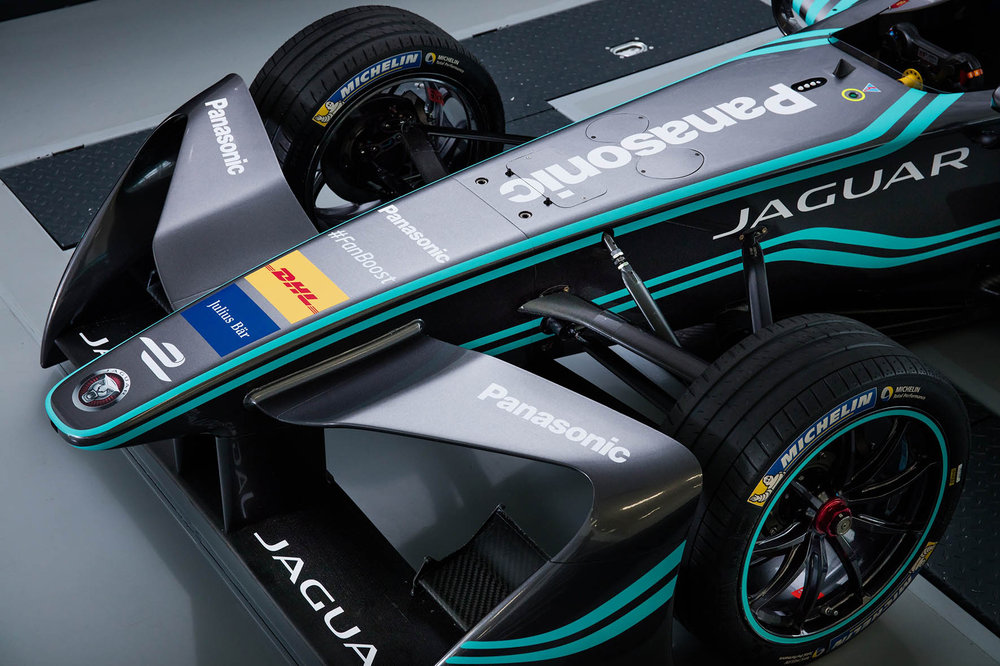 Jaguar keert terug in de autosport met deelname aan de Formule E met het Panasonic Jaguar Racing team. Achter het stuur wellicht ook een Nederlandse rijder.