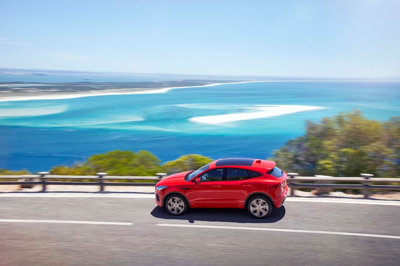 Jaguar plaatst de nieuwe, compacte E-pace SUV onder de bestaande F-pace