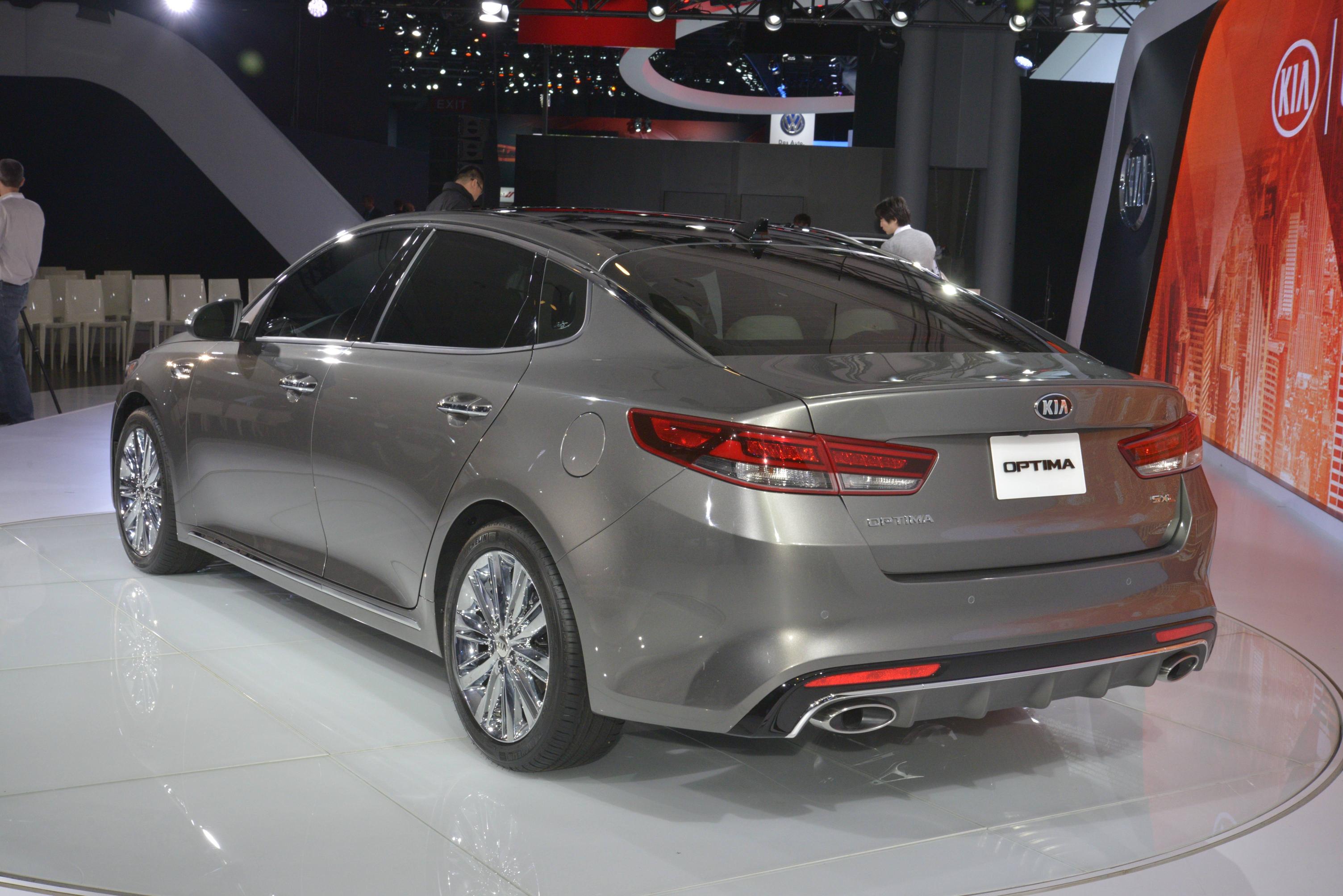 De nieuwe Kia Optima beleefde zijn wereldprimeur op de New York International Auto Show 2015.