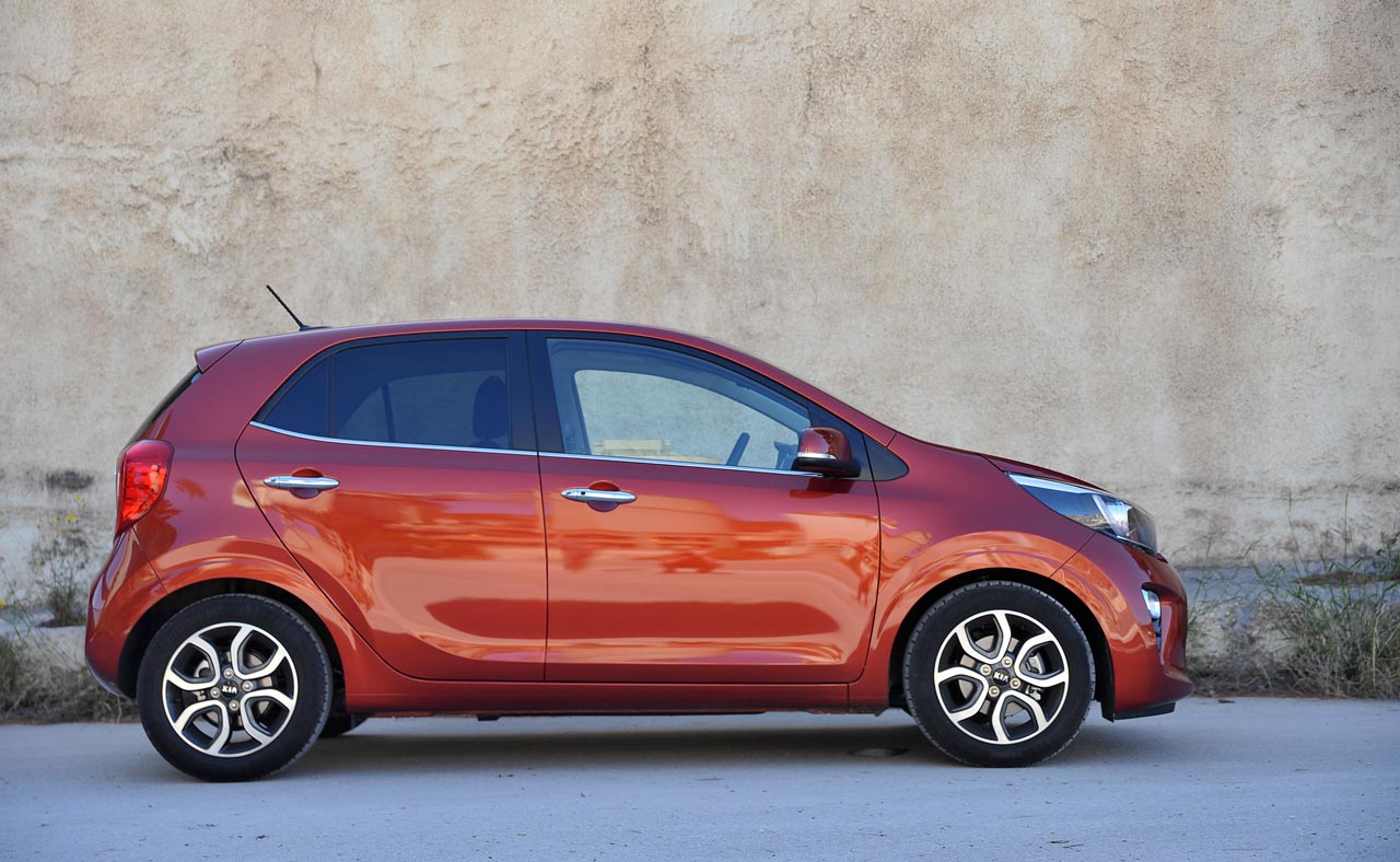 AutoVandaag ging op pad met de nieuwe, derde generatie Kia Picanto en concludeerde dat het model met recht nieuw genoemd mag worden.