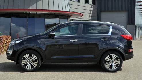 Vier jaar na zijn introductie heeft Kia de Sportage een facelift gegeven.