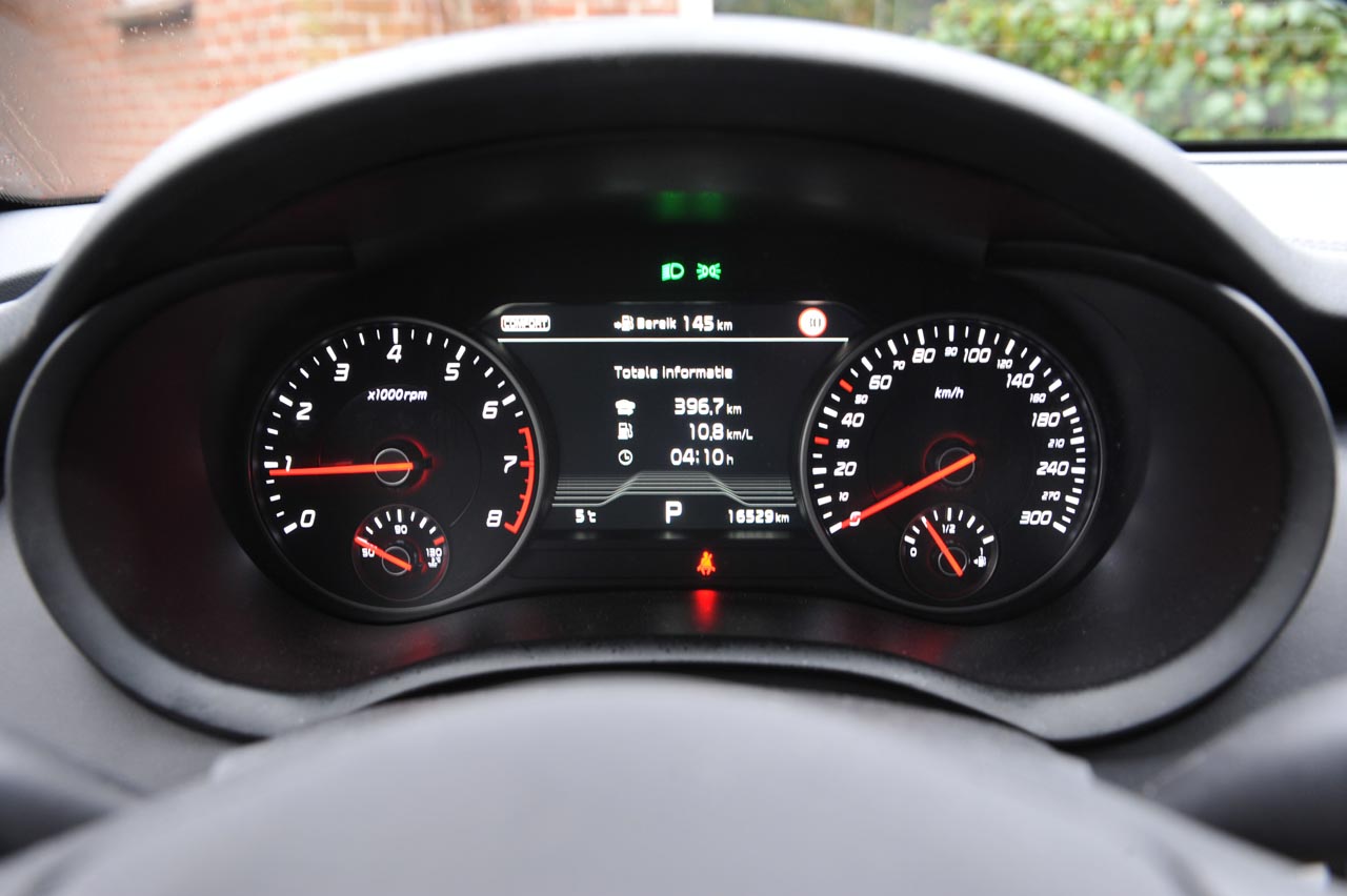 Kia zet met de Stinger een behoorlijk bijzondere auto neer met een brok optimale, traditionele techniek. De BPM maakt serieuze verkoopmogelijkheden van de V6-versie vrijwel onmogelijk.