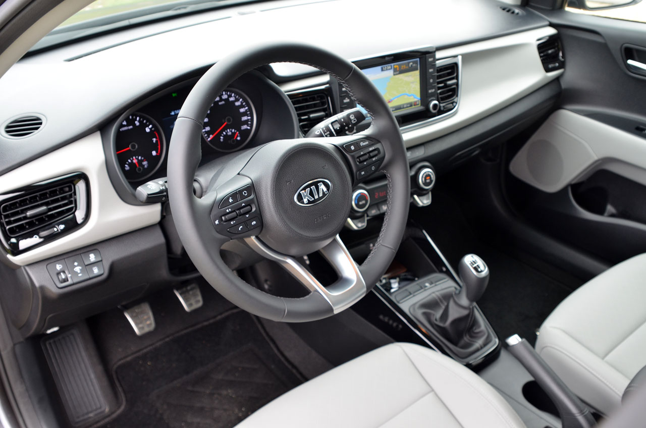 Kia lanceert de vierde generatie van de Rio, een auto uit het B-segment. Hoe weet dit model zich staande te houden tussen de Europese tegenstrevers? AutoVandaag doet een rijtest.