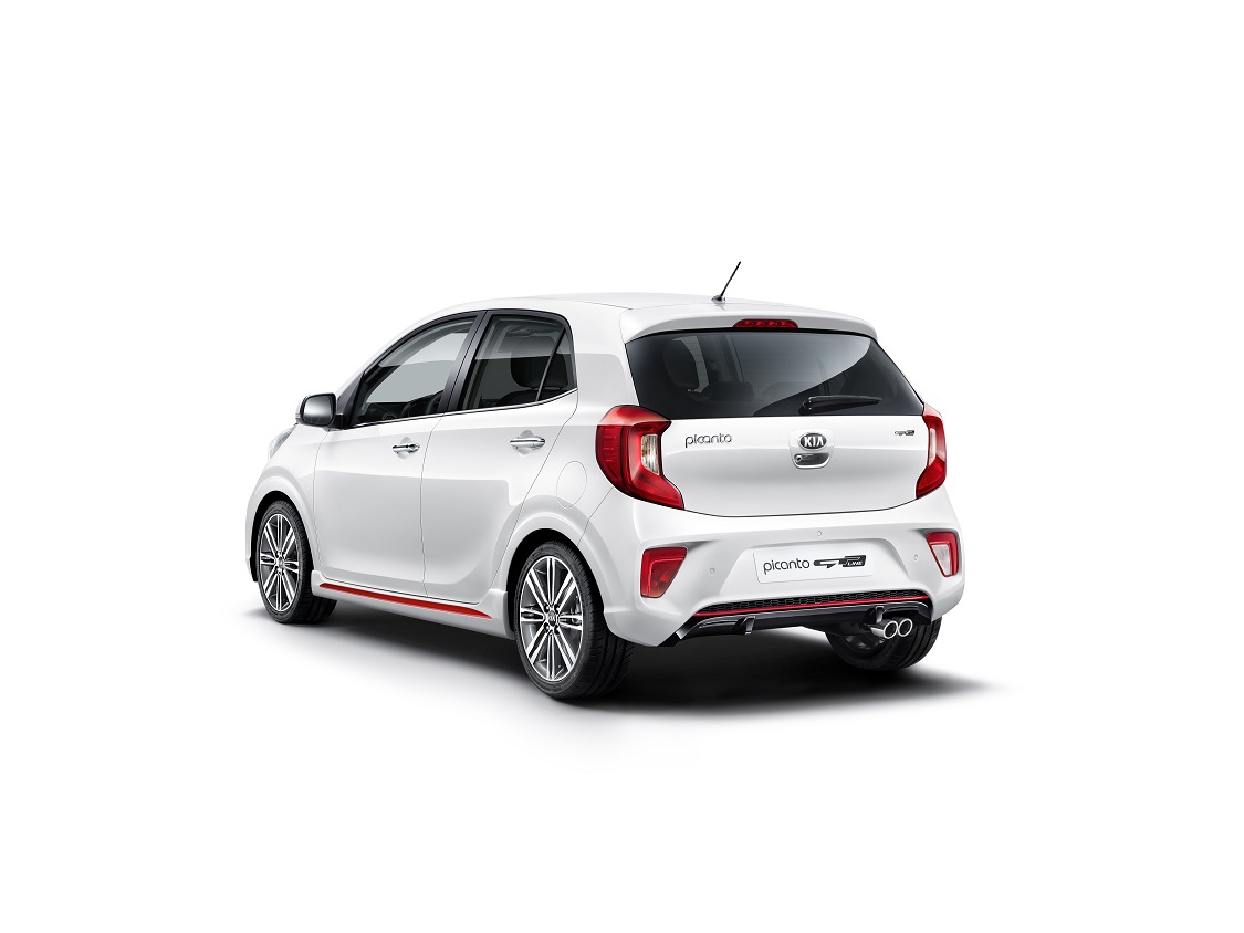 Kia heeft het doek getrokken van de nieuwe Picanto, die van binnen ruimer is geworden. In het tweede kwartaal komt de auto op de Nederlandse markt.