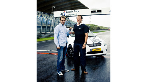 Om de sportieve krachten van de Kia pro_ceed te demonsteren organiseerde Kia dit jaar de pro_ceed Driving Challenge. Automobilisten konden zich aanmelden voor een ware competitie op Zandvoort. Wil