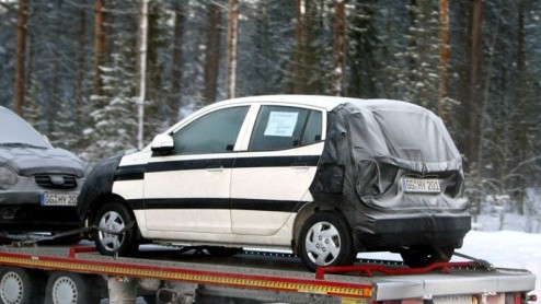In deze Scoop! laten we je niet een auto zien, maar twee. Beide modellen waren op dezelfde tijd, op dezelfde plek en konden zodoende in een keer op de gevoelige plaat vast gelegd worden. Het gaat hier