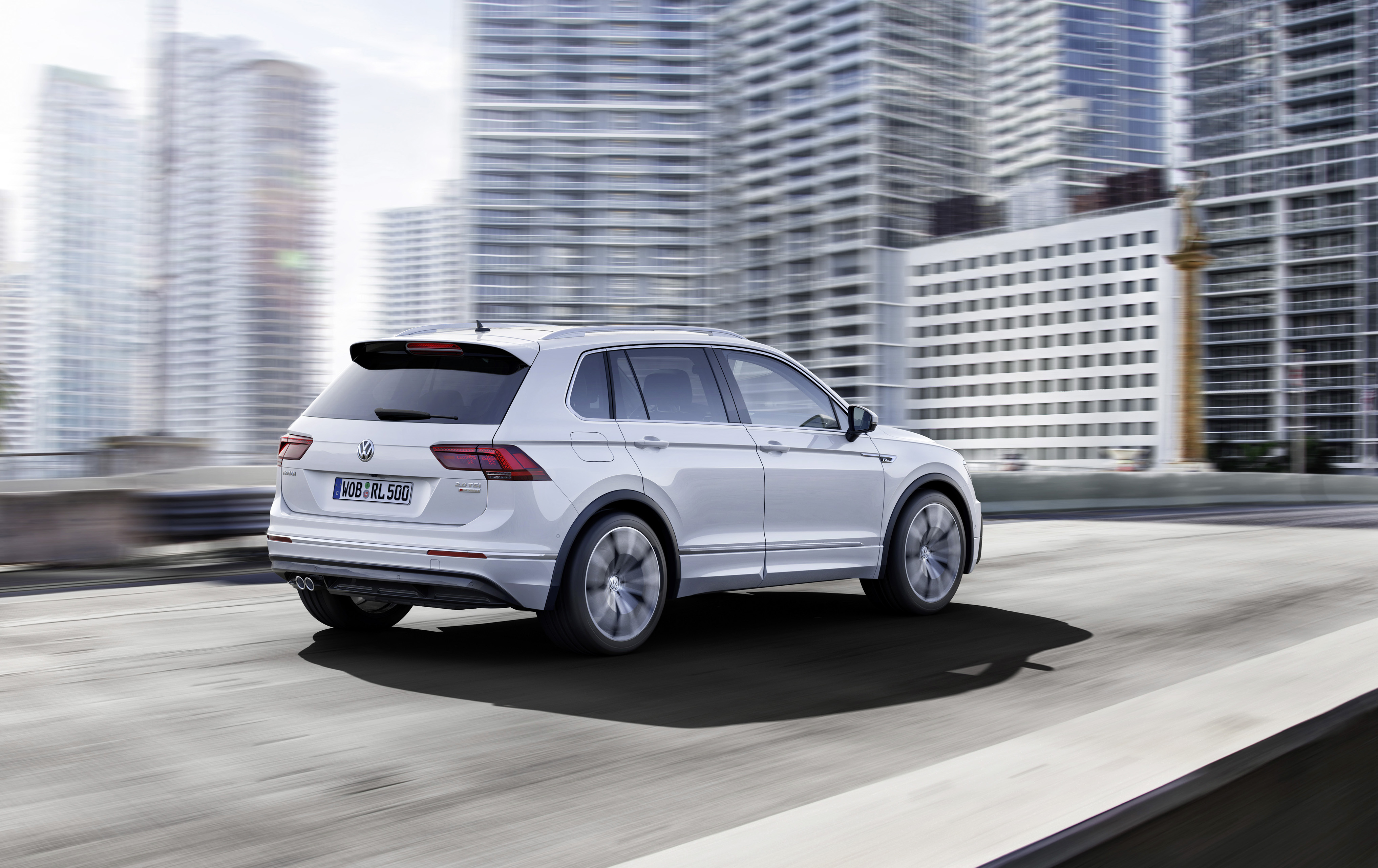 Nieuwe Volkswagen Tiguan klaar voor IAA Frankfurt. De GTE plug-in hybride steelt de show als studiemodel.