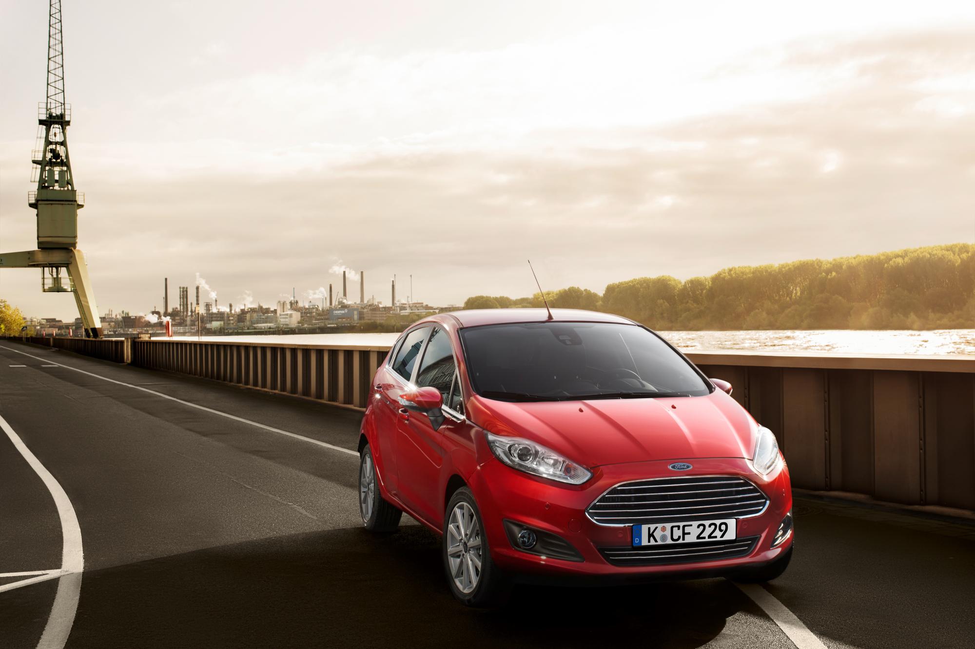 Vergelijking Ford Fiesta en Renault Clio met 14% bijtelling in de lease. Welke moet je hebben als zakelijk rijder?