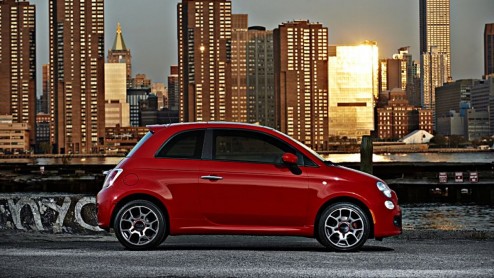 Fiat 500 update modeljaar 2014 met TwinAir 105 en topuitvoering Fiat 500L by Beats op komst.