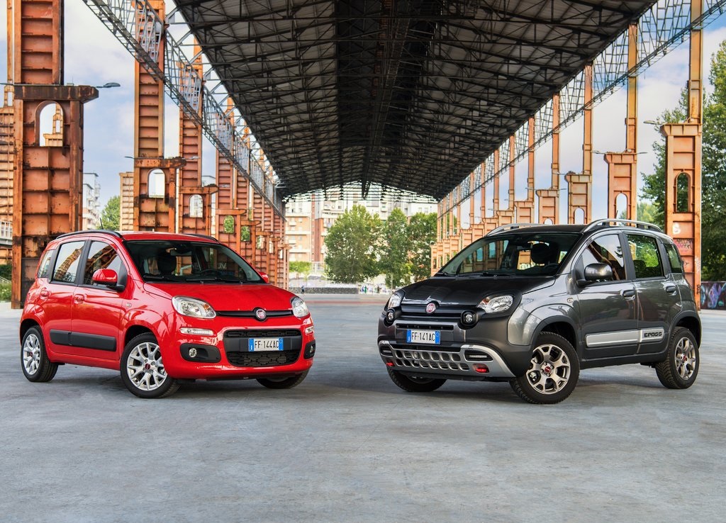 Fiat komt met een update voor de Fiat Panda. Dat geldt ook voor de Panda 4x4 en Panda Cross.