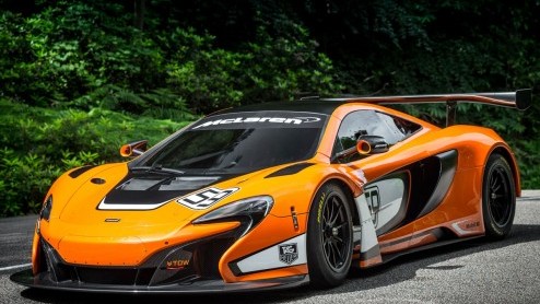 McLaren heeft de 650S GT3-racer aan het grote publiek voorgesteld. Ten opzichte van voorganger 12C GT3 heeft McLaren vooral ingezet op kostenbesparingen.