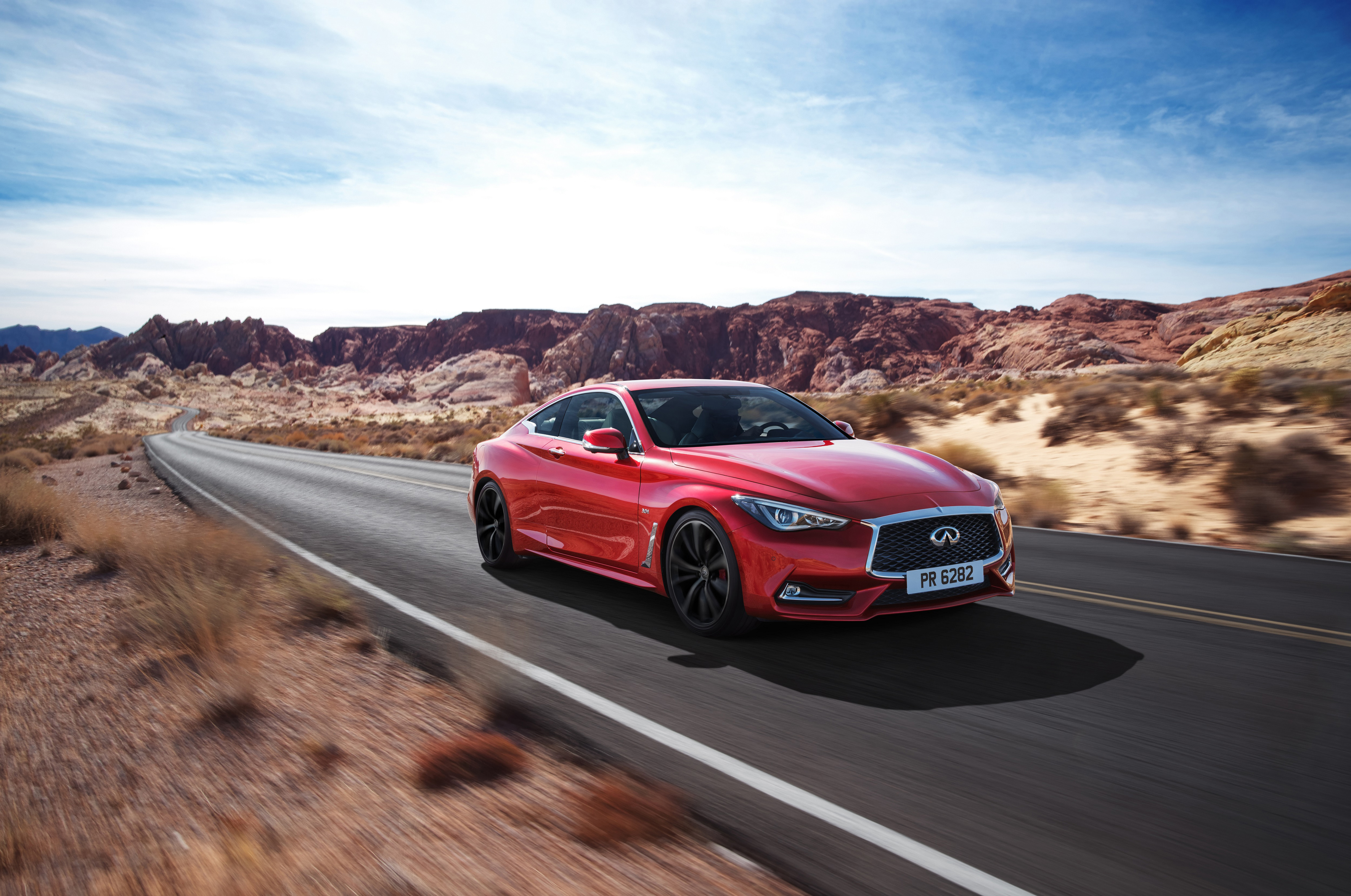 Infiniti introduceert de Q60 en QX30 voor Europa op de Autosalon van Genve. Beide modellen komen alleen met dikke motoren op de markt.