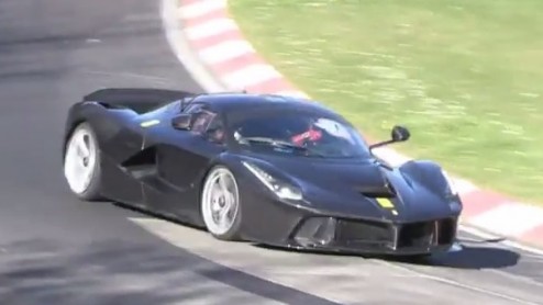 Ferrari ontwikkelt een LaFerrari XX als zeer gelimiteerde circuitracer, speciaal voor de happy few Ferrari-klanten die een hypercar voor op het snelle asfalt zoeken.