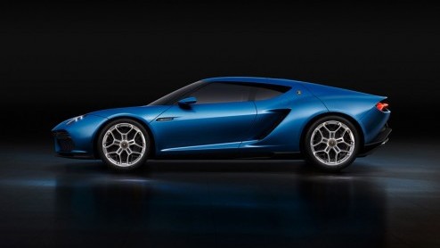 In navolging van Porsche, Ferrari en McLaren komt ook Lamborghini met een plug-in hybride supercar. De Asterion LPI 910-4 is liefst 910 pk sterk. Met dank aan een V10 en liefst drie elektromotoren.