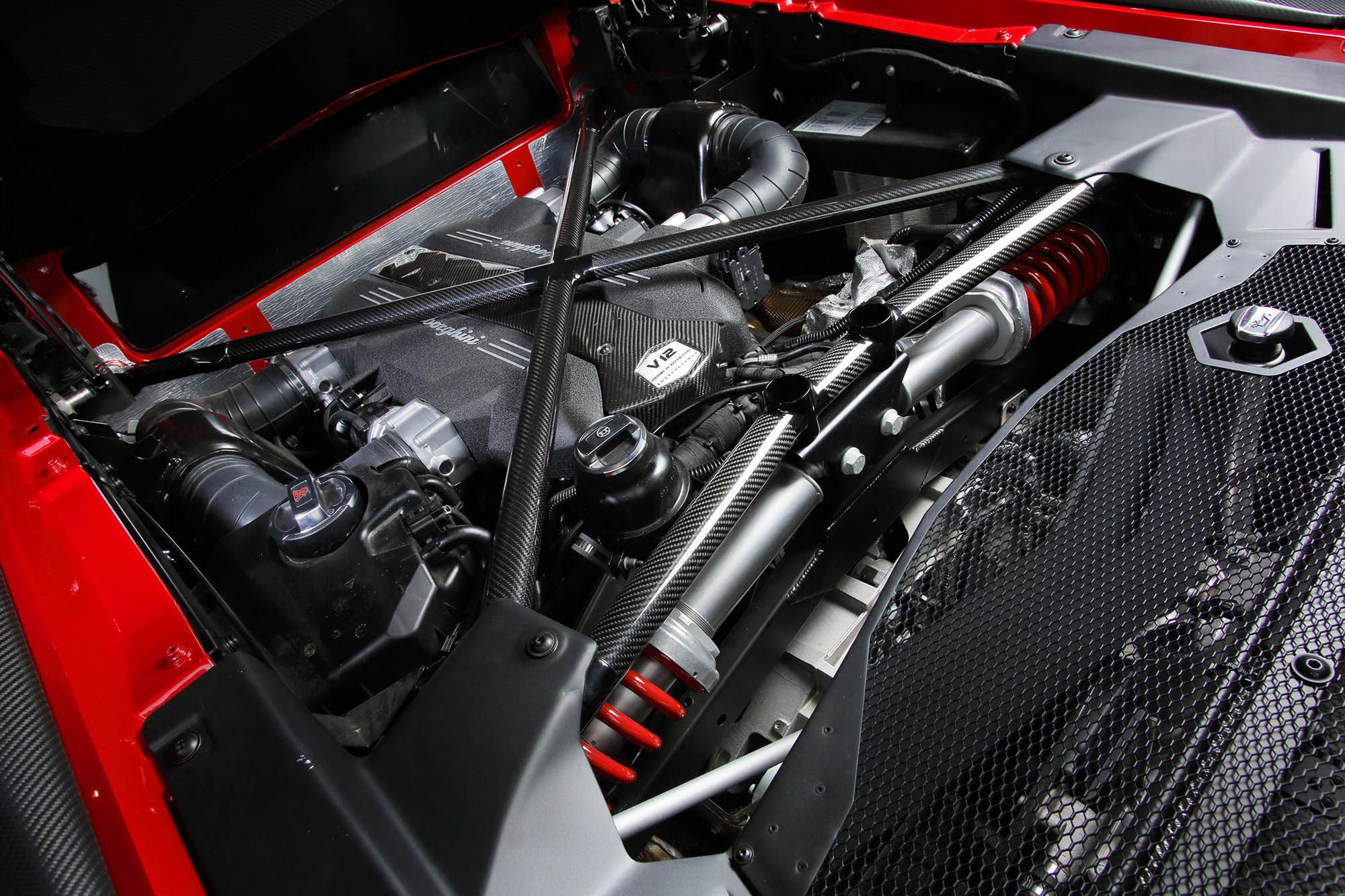 Na vier jaar presenteert Lamborghini de nog snellere Aventador LP 750-4 SV 'Superveloce' in Genve.