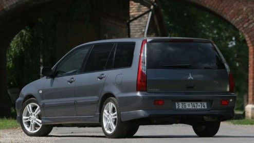 Mitsubishi Nederland komt met een speciale uitvoering van de Lancer Wagon. De Intens Edition zit boordevol opties die voor de klant een voordeel bieden van bij elkaar 2.300 euro.