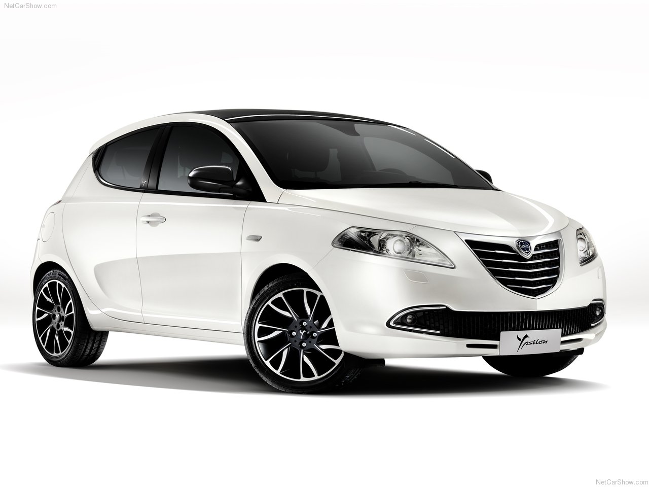 Vandaag is bekend geworden dat Lancia Nederland stopt met de verkoop van de Ypsilon. Daarmee is het merk van de Nederlandse markt verdwenen. Alleen in Itali is Lancia nog actief.