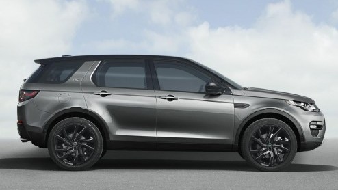 Land Rover heeft de vanafprijs bekend gemaakt van de Discovery Sport, die in januari bij de dealer staat. De opvolger van de Freelander verlaat de showroom voor een bedrag van minimaal 40.700 euro.