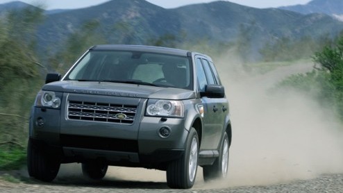 Van de week waren er al uitgelekte foto�s te zien van de nieuwe Land Rover hier op Autovandaag, nu presenteren wij de offici�le plaatjes.