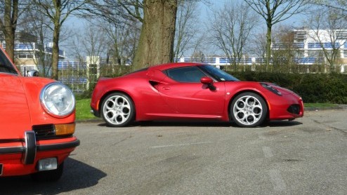 Levende legendes getest - Porsche 911E 1969 en Alfa Romeo 4C 2014
