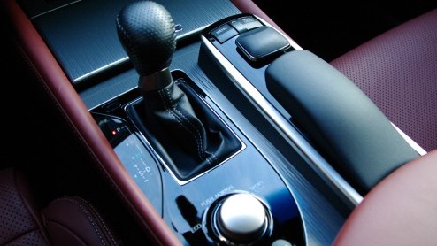 Test Lexus GS 300h, op en top een zakenauto, want zeer luxueus en toch maar 20% bijtelling