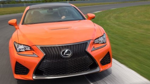Enkele maanden geleden al gaf Lexus een handvol details vrij van de RC F. Nu weten we pas echt wat de sportcoup in zijn mars heeft, die begin volgend jaar in de showroom staat.