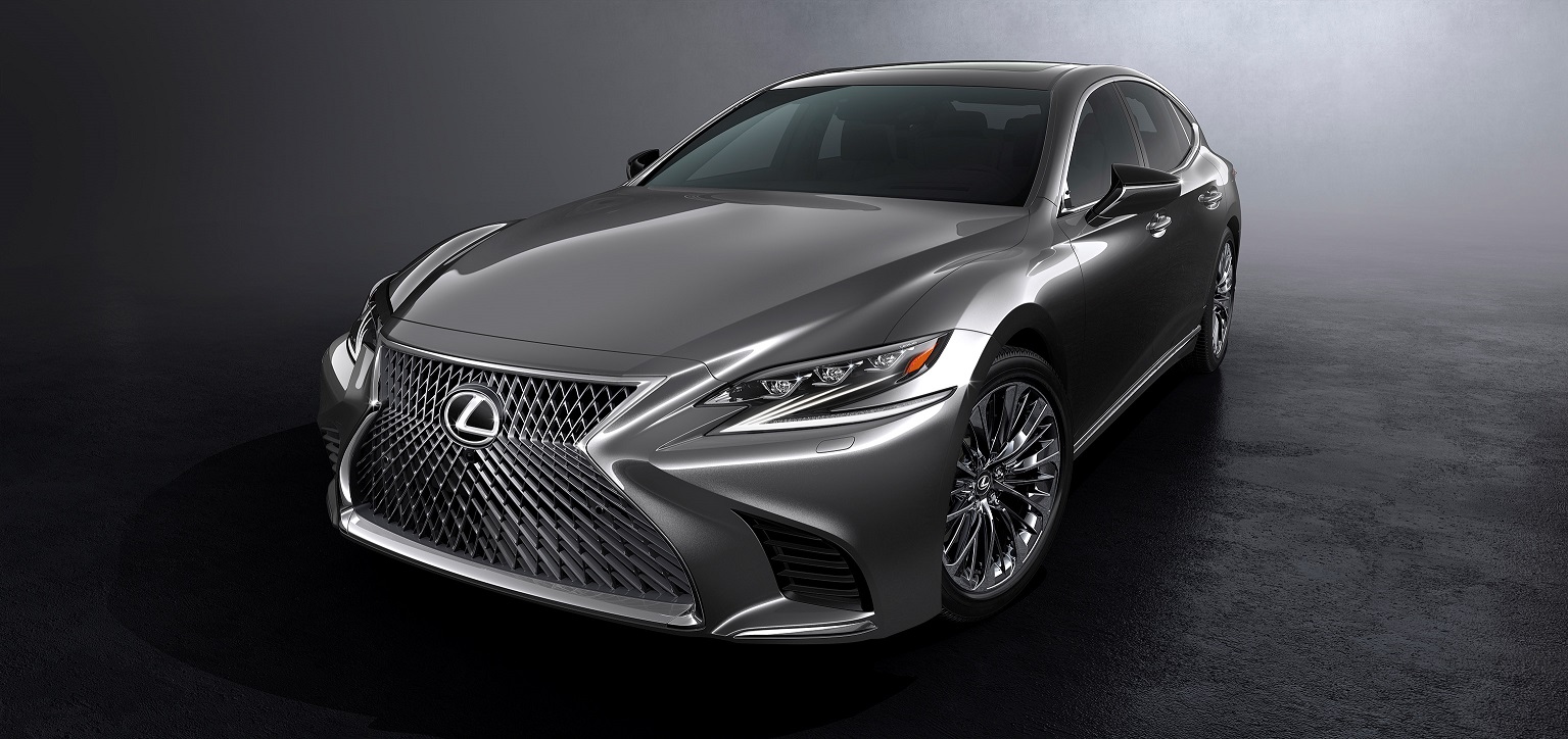 Lexus heeft op de North American International Auto Show het nieuwe vlaggenschip gepresenteerd: de nieuwe generatie LS. De auto slaat een dynamischere weg in, maar comfort blijft belangrijk.