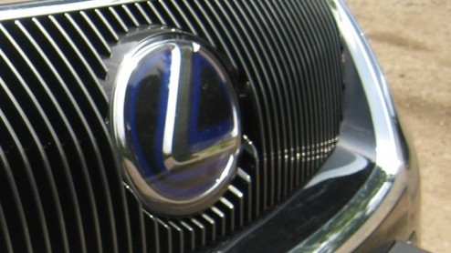 Goed voorbeeld doet goed volgen. Daarom is er de Lexus GS450h. Voor de mobility manager of de directeur met die het goede voorbeeld wil geven, maar ook gewoon voor degene die veel waarde hecht aan een