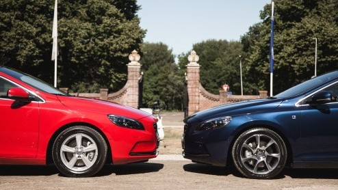 Autoverkopen cijfers 2014 en de maand juli 2014. De Volvo V40 is het best verkochte model. Op merkniveau gaat Volkswagen aan kop.