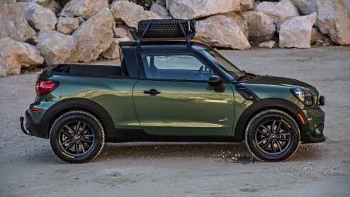 MINI Paceman Adventure is een pick-up versie van de Paceman, ontwikkeld met studenten.