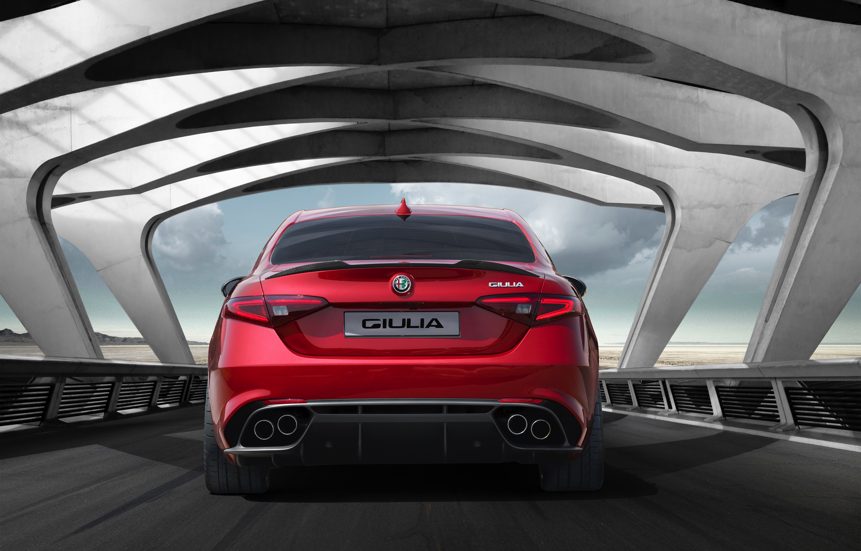 De naam is bekend, het uiterlijk is volledig nieuw. In het Alfa Romeo Museum in Arese heeft Alfa Romeo het doek getrokken van de Giulia.