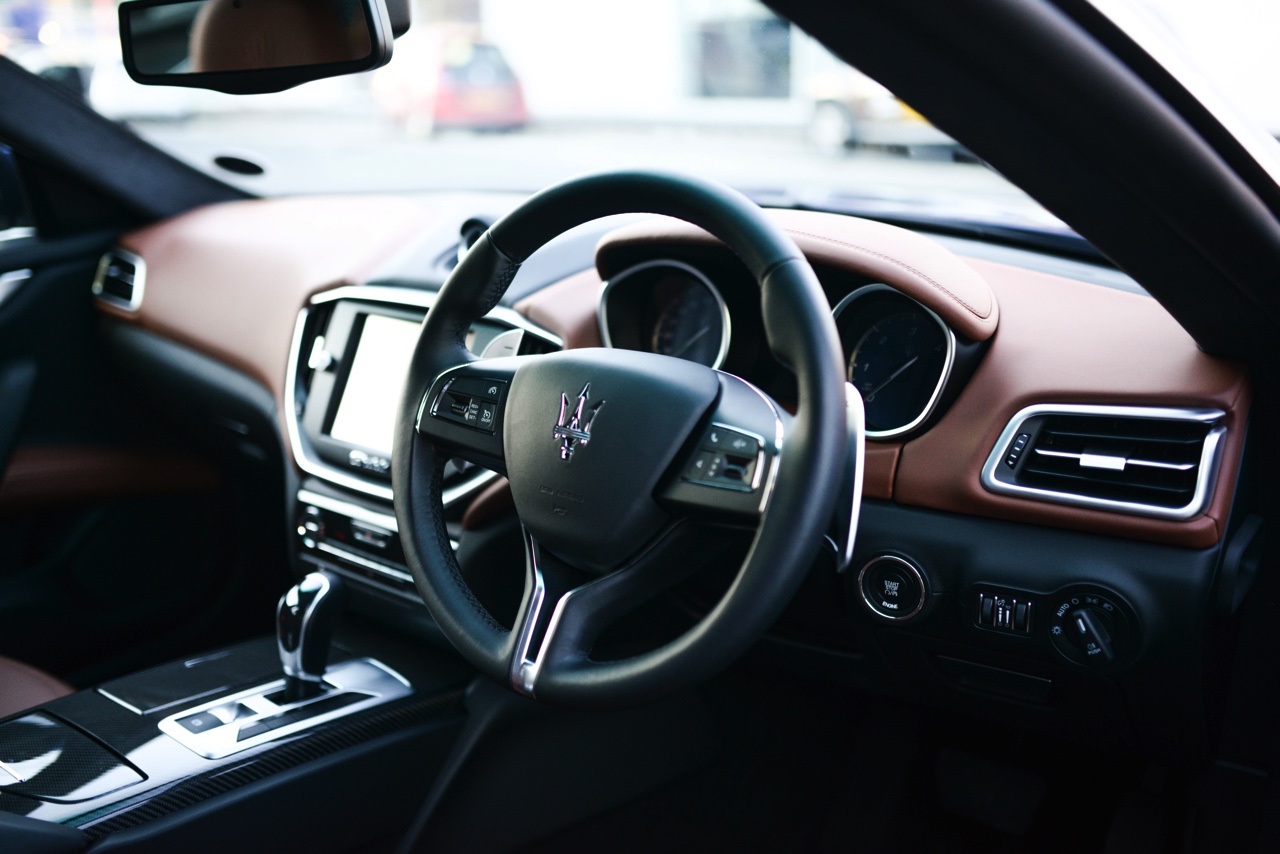 Autotest Maserati Ghibli Diesel, een vurige sportsedan voor wie wat anders wilt rijden.