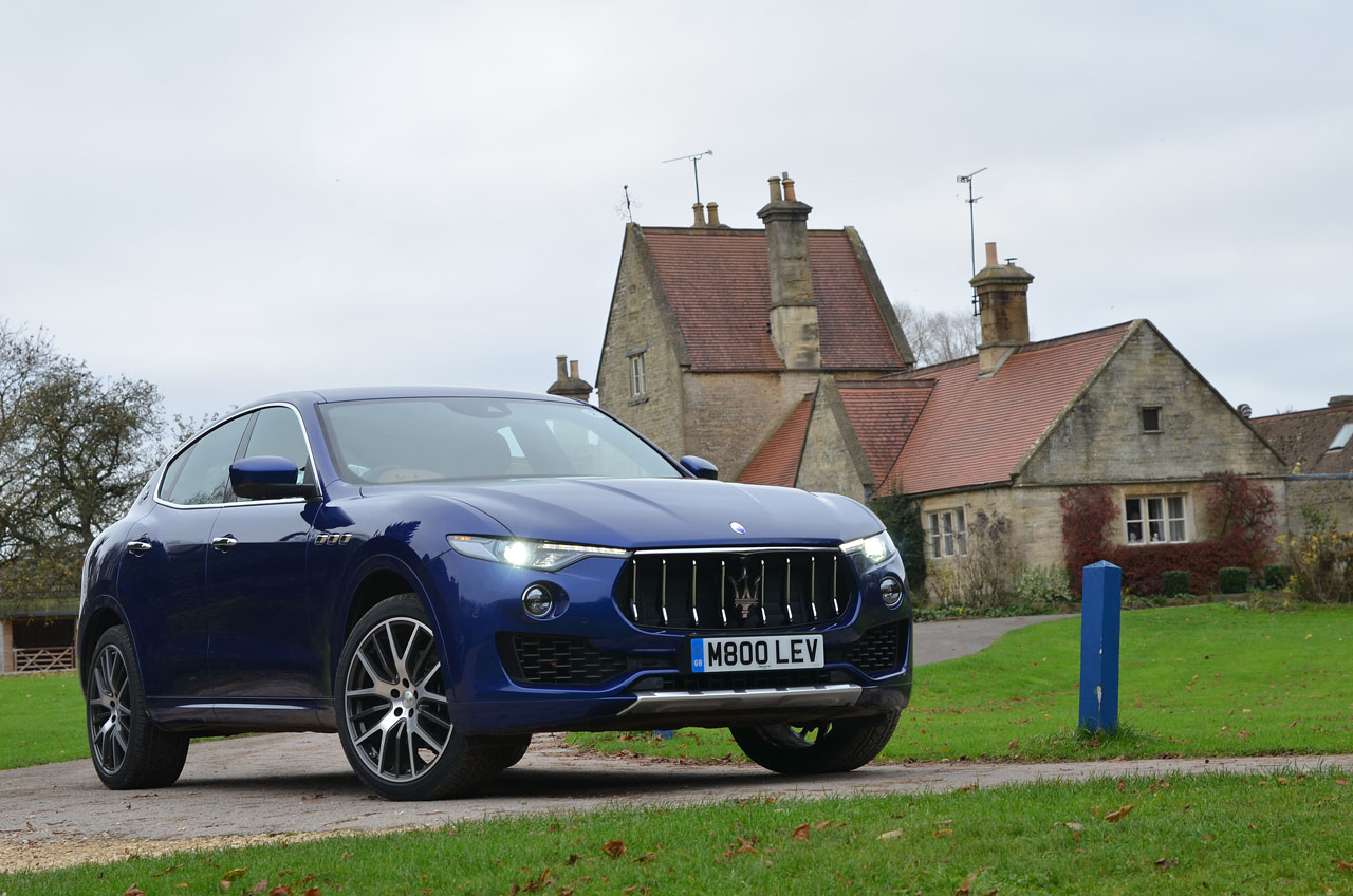 AutoVandaag maakte door middel van een autotest kennis met de Maserati Levante diesel op het Britse platteland.