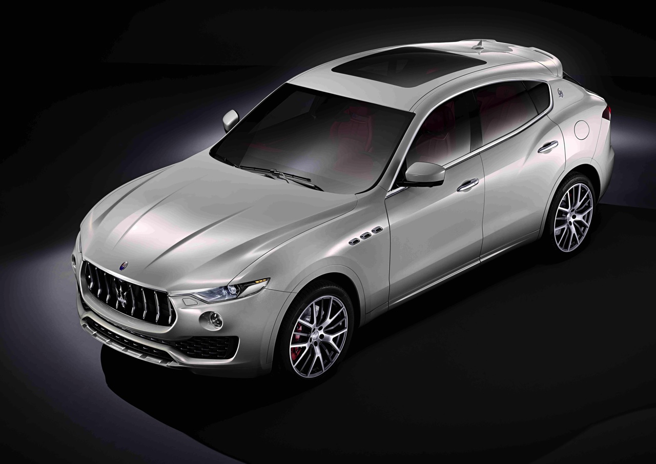 Eerste beelden Maserati Levante, de langverwachte SUV van de Italianen die nu al in Turijn in productie is gegaan.