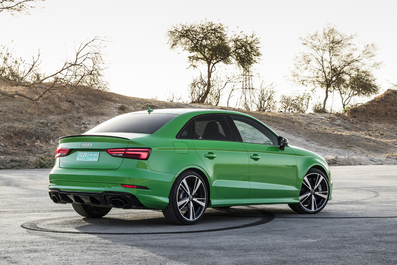 Audi breidt het leveringsprogramma van de snelle RS3 uit met de Sportback en Limousine.