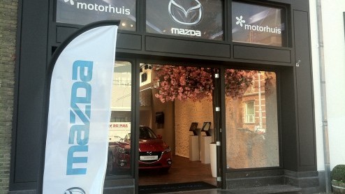Mazda Store geopend in Amsterdamse Van Baerlestraat