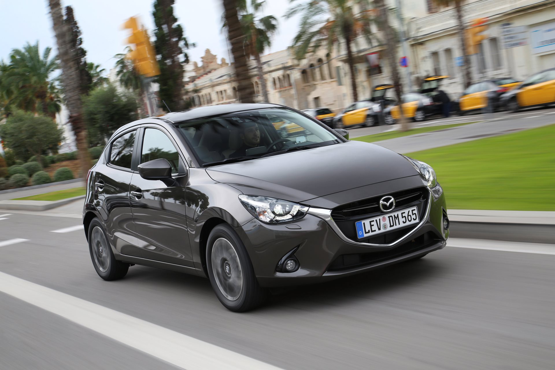 In de autoverkopen weet Mazda groots te stijgen. Na een verkoopstijging van ruim 50% bij 2015 verwacht de Nederlandse importeur in 2016 nog eens met 10% te groeien.