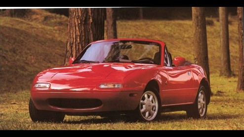 De MX-5 bestaat 25 jaar. Reden voor Mazda om fans en klanten over de hele wereld samen te brengen op n platform, een jubileumwebsite.