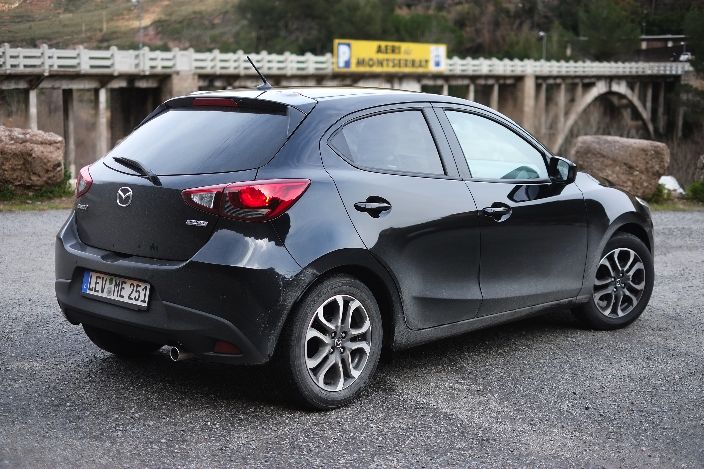 De nieuwe Mazda2 stuurt nog leuker dan zijn voorganger, maar is ook een stuk serieuzer geworden. Een rijtest.