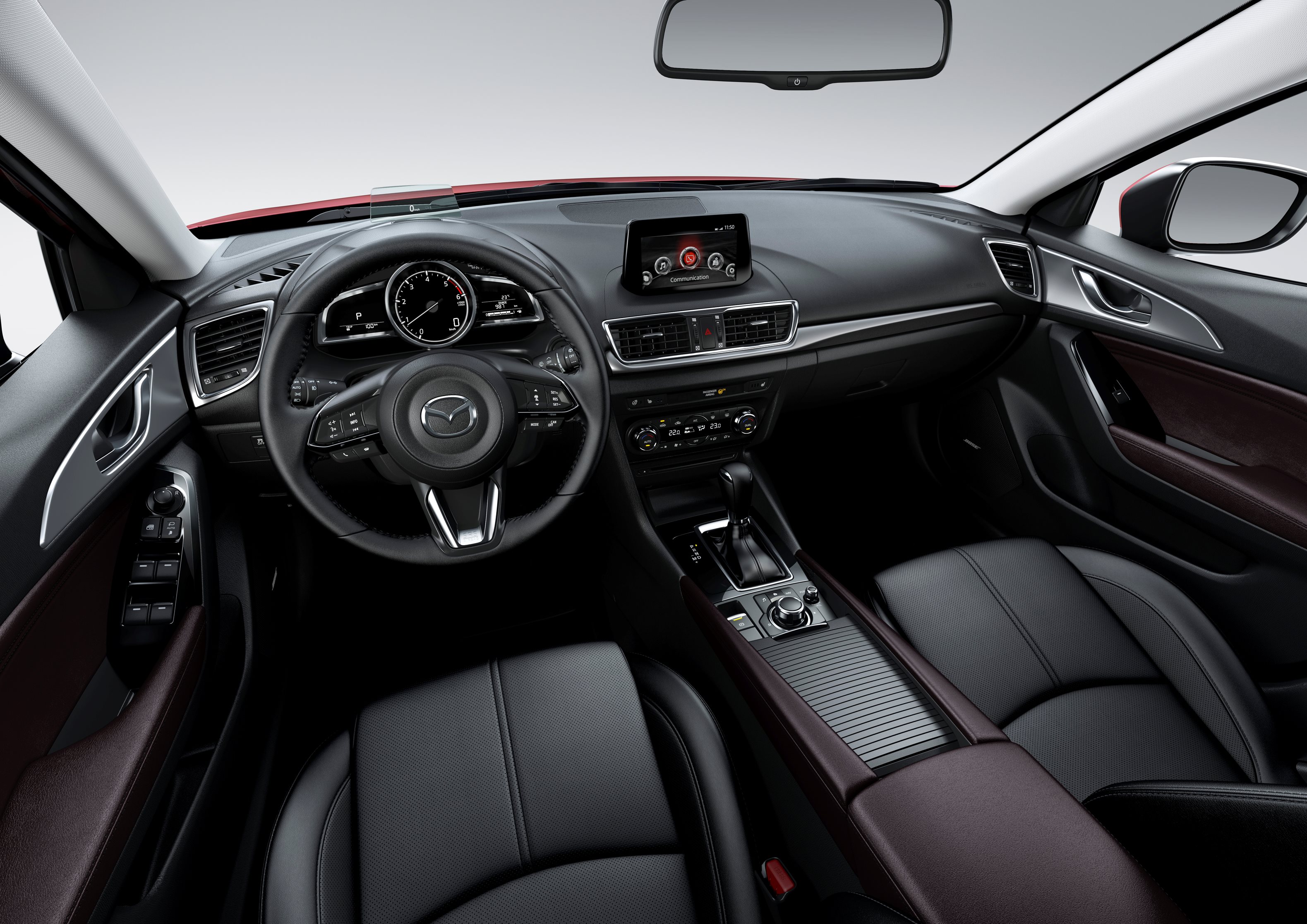 Mazda3 voor modeljaar 2017 klaargestoomd met nieuwe LED-koplampen, boost control voor de diesel en nog slimmere Advanced Smart City Brake Support.