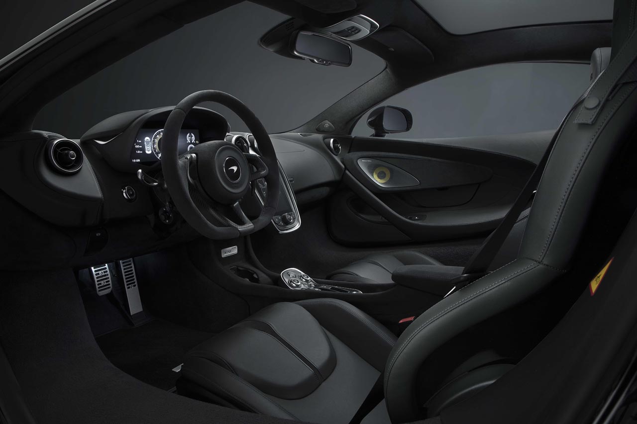 McLaren brengt een speciale Black Collection van de 570GT