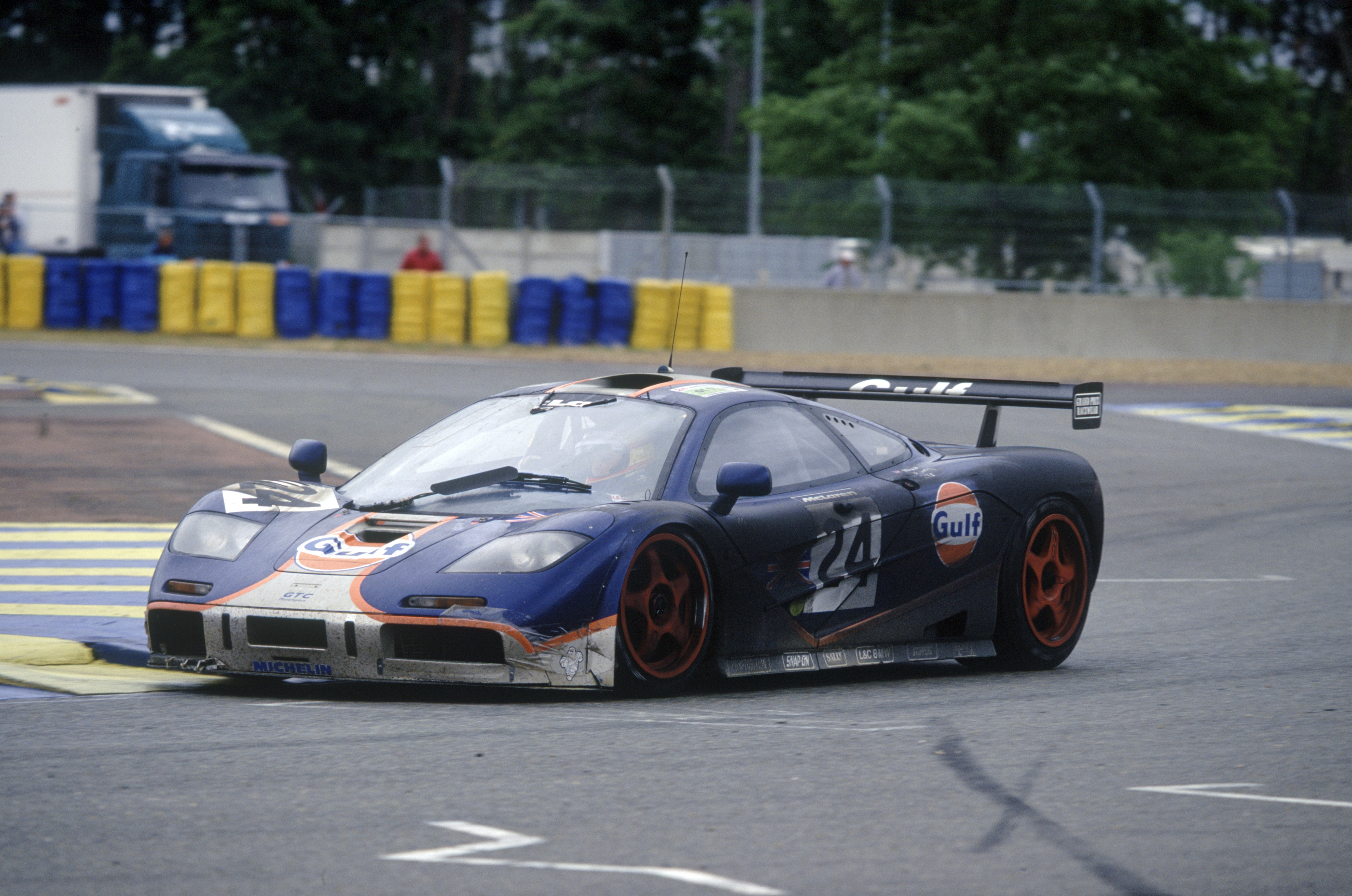 Nog een kleine maand en dan vindt de grootste race van het jaar weer plaats. McLaren is ook aanwezig met vijf heel bijzondere McLaren F1's.