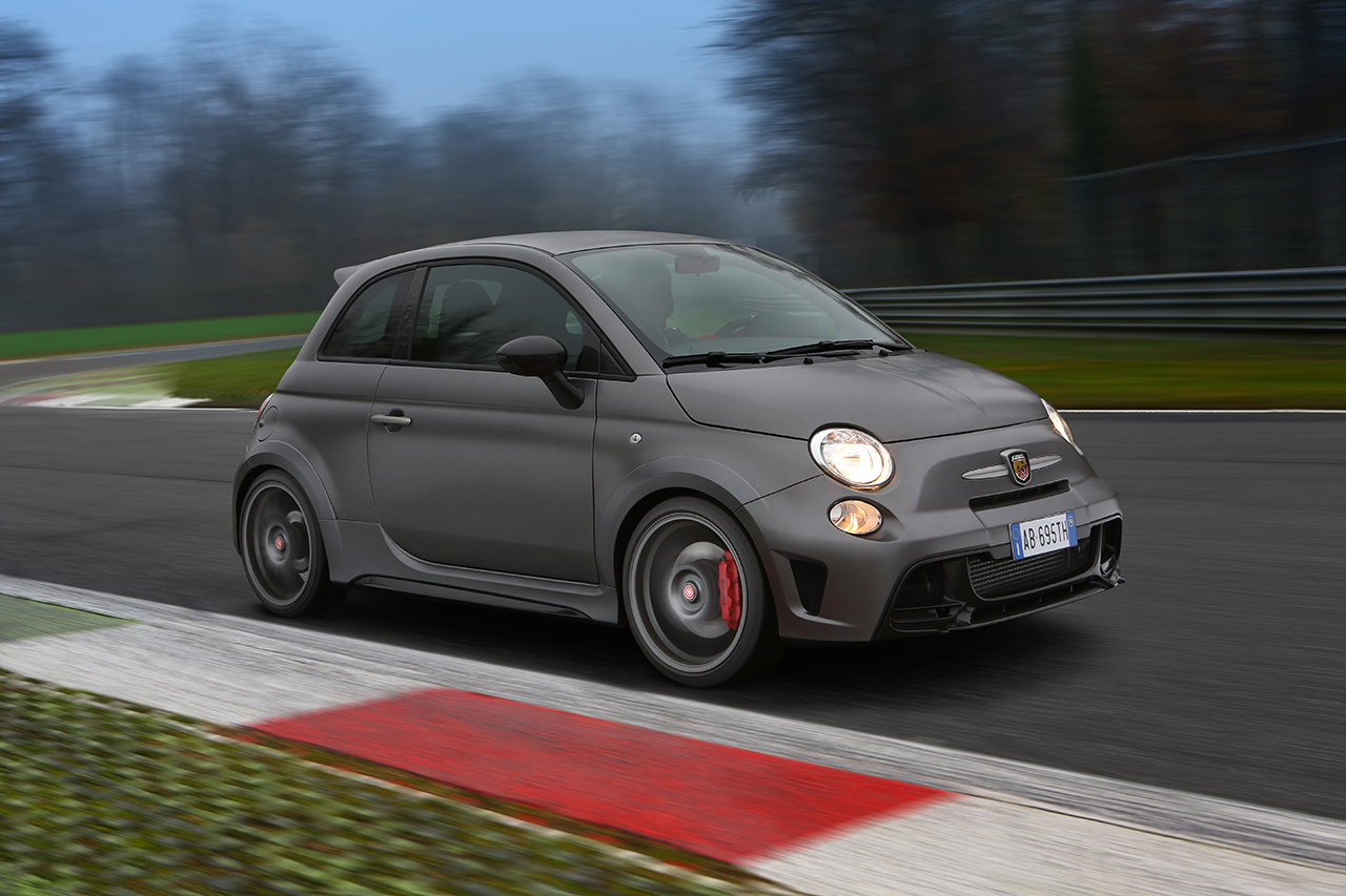 Het aantal dealers van Abarth wordt door Fiat uitgebreid van vijf naar tien dealers.