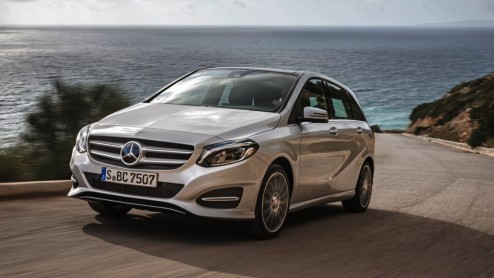 Autotest Mercedes-Benz B-Klasse facelift en B-Klasse Electric Drive.