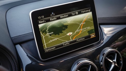 Autotest Mercedes-Benz B-Klasse facelift en B-Klasse Electric Drive.