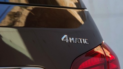 Autotest Mercedes-Benz B-Klasse facelift en B-Klasse Electric Drive.